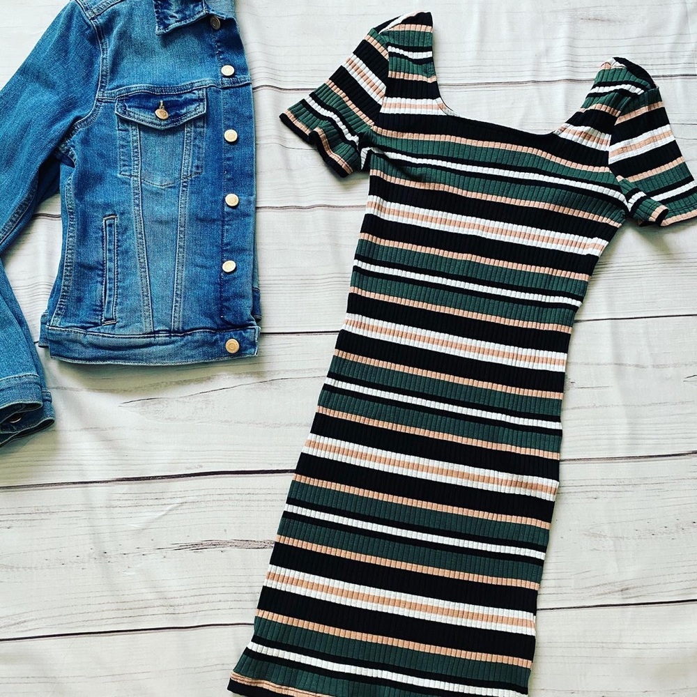BODYCON dress